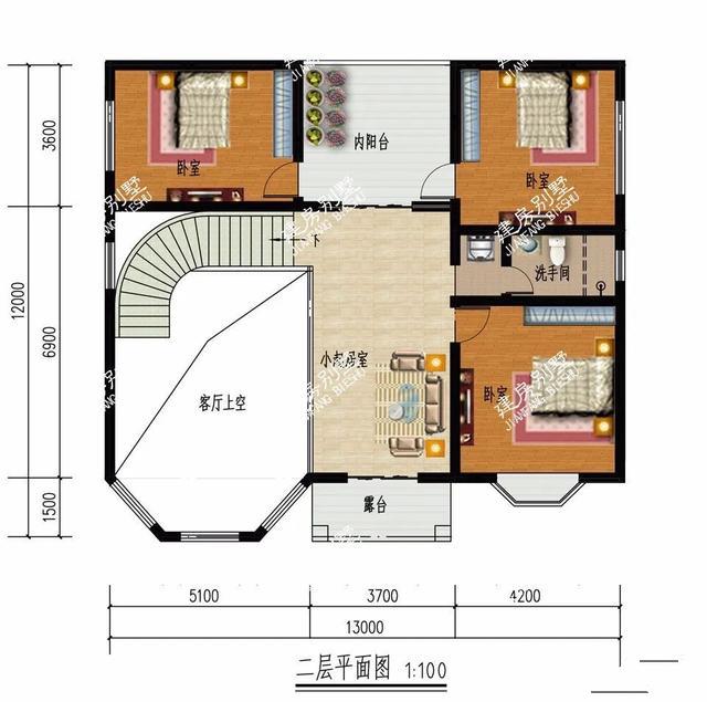 　兩個客廳是兩層的別墅，空無一人。它們是簡單的歐洲風(fēng)格，美麗的外國風(fēng)格。