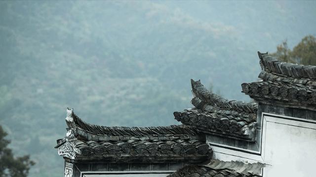 如果你已經(jīng)計劃了很長時間，但沒有選擇正確的自建房圖紙，那么你可以看看這種類型的公寓，它將很快在2020年成為一個爆發(fā)模式。